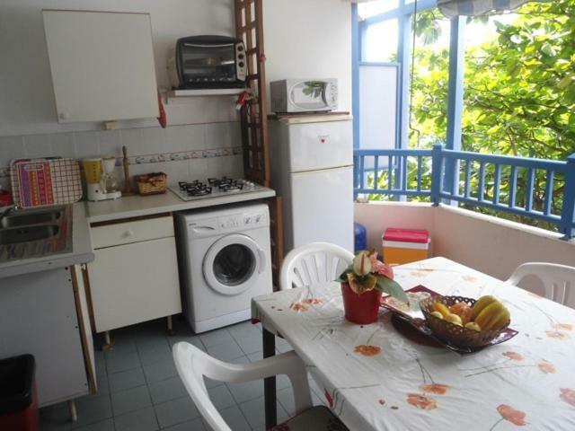 Bel Appartement Face A La Plage Au Diamant لو ديامانت المظهر الخارجي الصورة